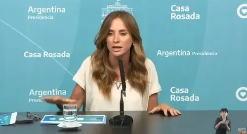 Raúl Jalil visita al Papa Francisco