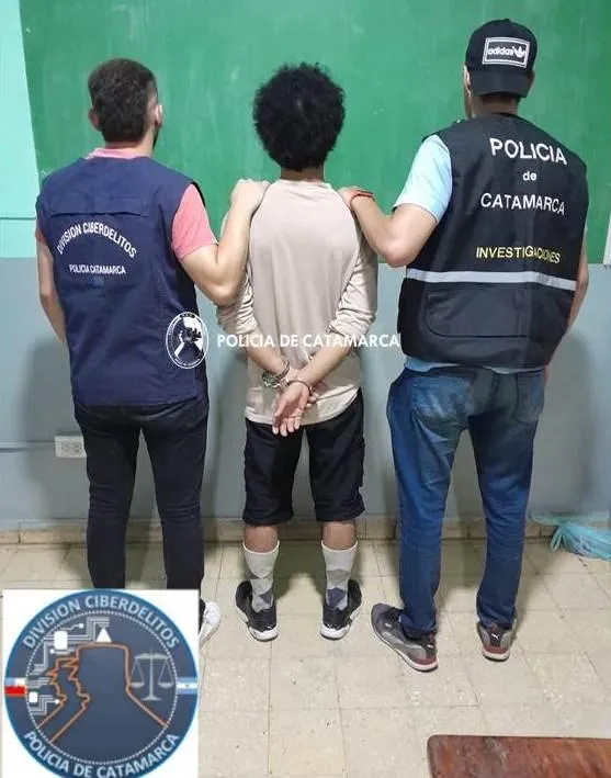 Reapareció el “abuelo clavadista” de Córdoba: con una mortal hacia atrás hizo delirar a las redes sociales