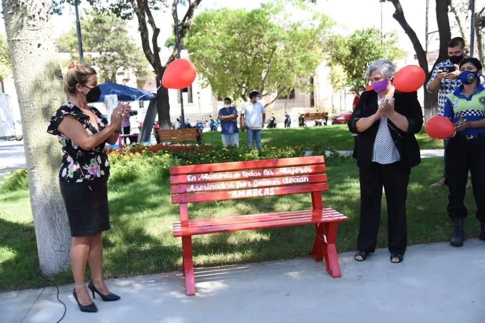 Reclamos en la Plaza 25 de Mayo