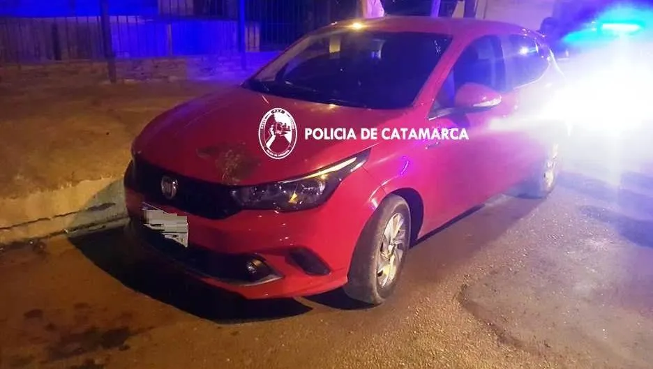 Robó en un local comercial. Al día siguiente, intentó robar en el mismo