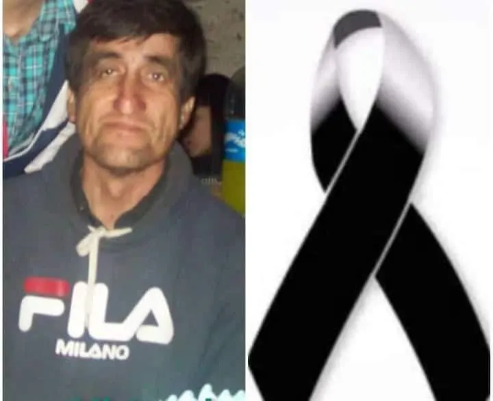 Salió de local de ropa, sonó la alarma, la revisaron y no le encontraron nada, igual le escribieron un indignante mensaje en el ticket