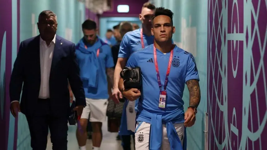 Scaloni define el equipo de la Selección Argentina para jugarse a todo o nada contra Polonia
