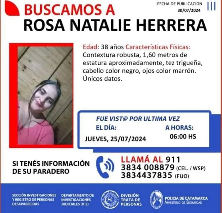 Se encadenó para pedir trabajo: "Nos están cogiend@ de parados"