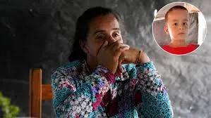 Se estrelló contra un poste y murió