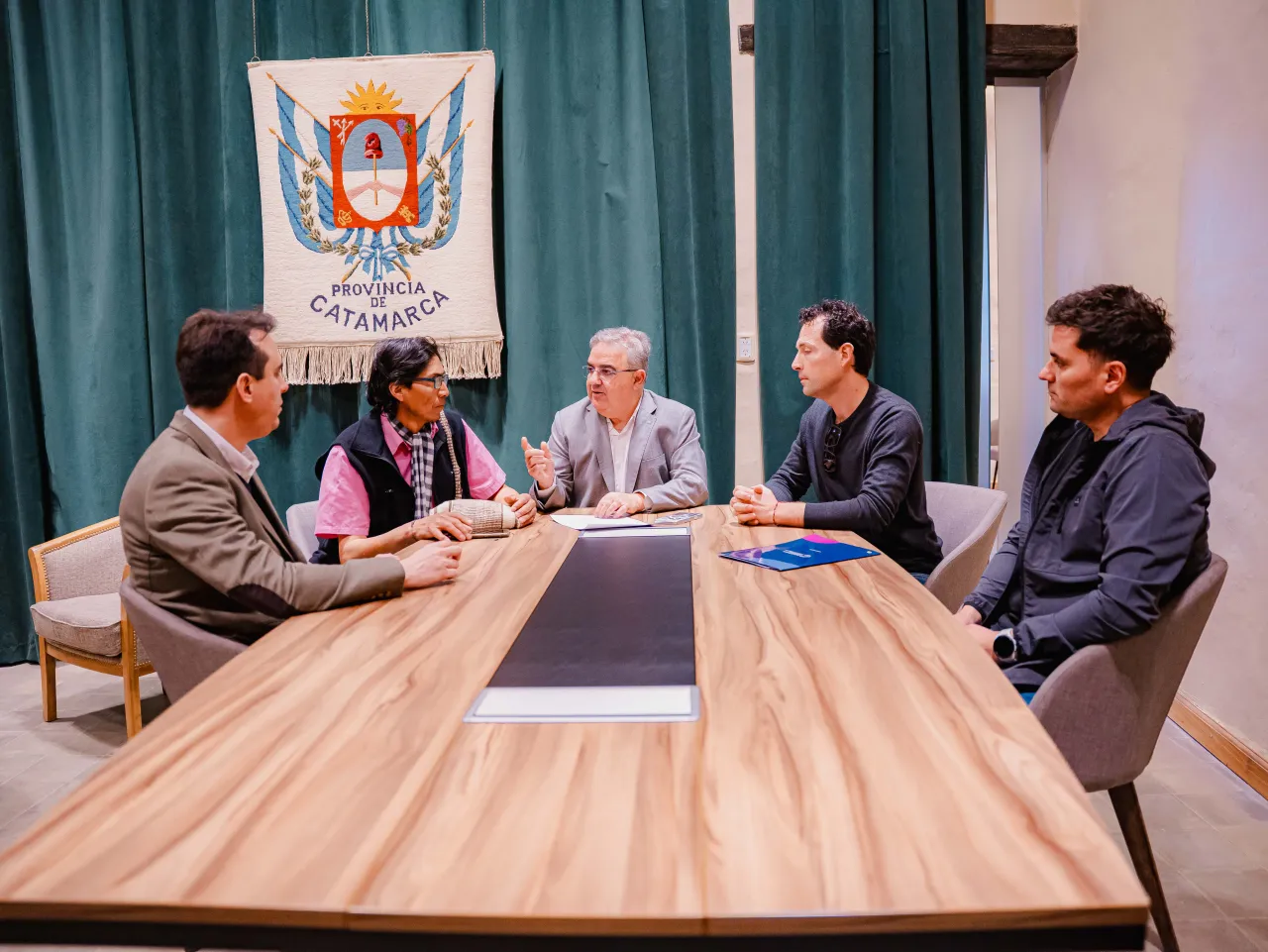 Se oficializó la cesión de inmueble a la Corte de Justicia en Andalgalá