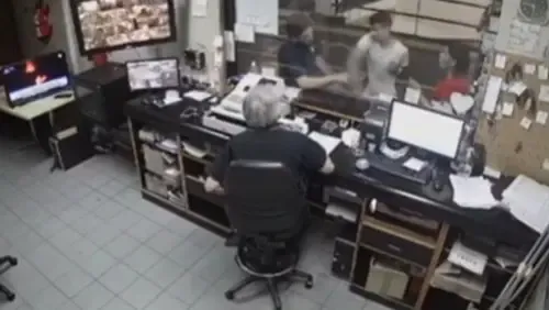 Se quedó dormido y volcó en La Cuesta