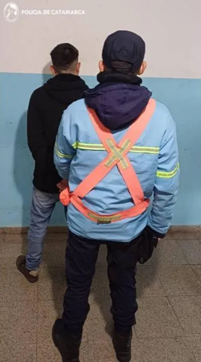 "Se quiere ahorcar": Alperovich está muy deprimido en una celda de 2x2