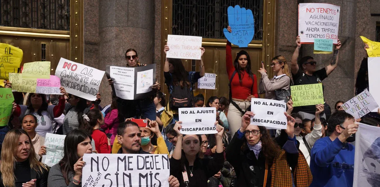 Se reincorporan los trabajadores de Salud en Tinogasta