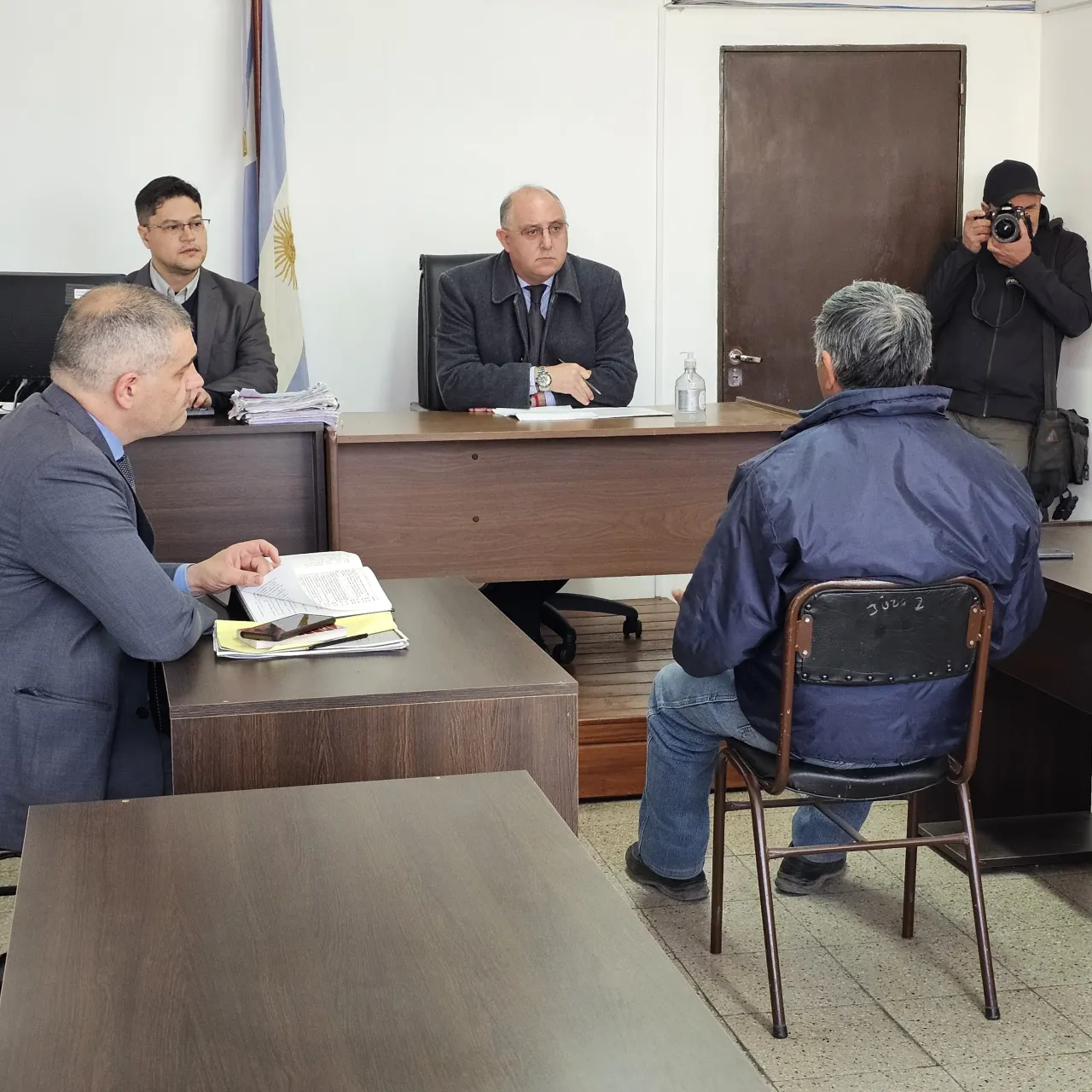 Senador libertario propuso castrar a los violadores