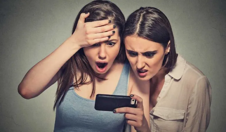 Si te llega este mensaje a WhatsApp deberías borrarlo ahora mismo