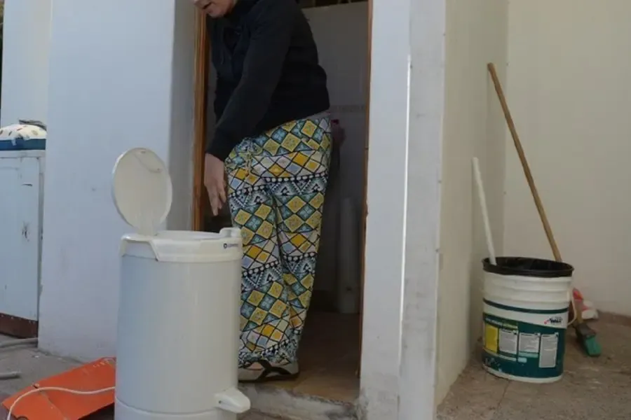 Sin enjuagues bucales ni agua oxigenada: el sencillo truco para blanquear los dientes