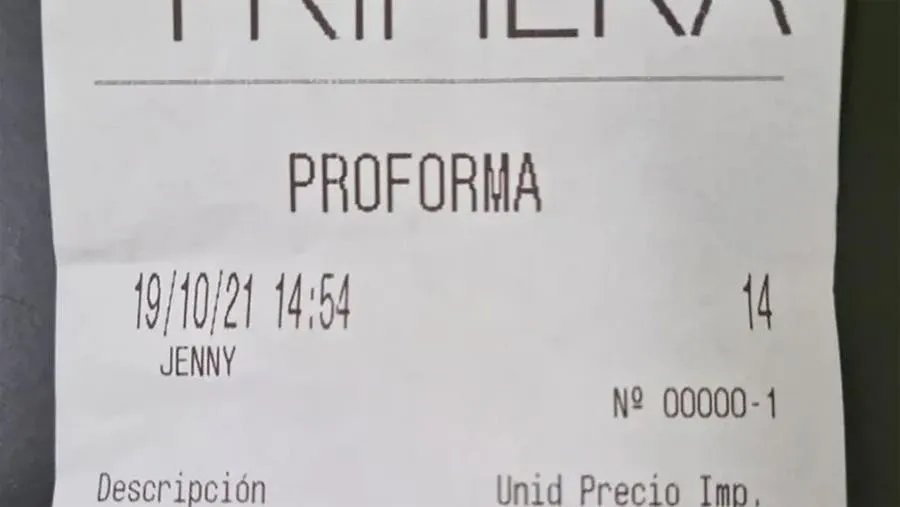 Sol Pérez posó con una microbikini de colores y hasta los famosos la elogiaron: “Increíble ese cuerpo”