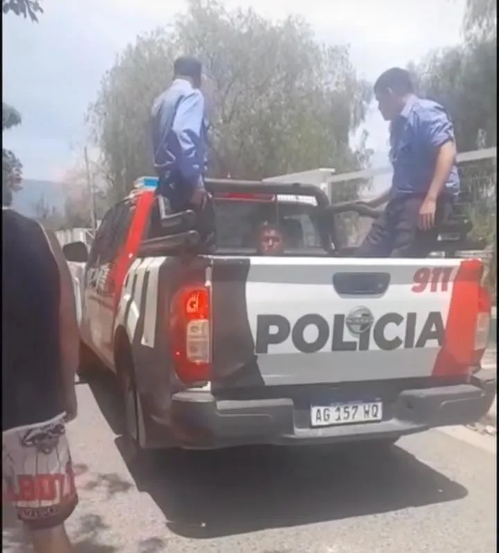 Son jubilados y escaparon del Conurbano para irse a vivir al medio de la nada