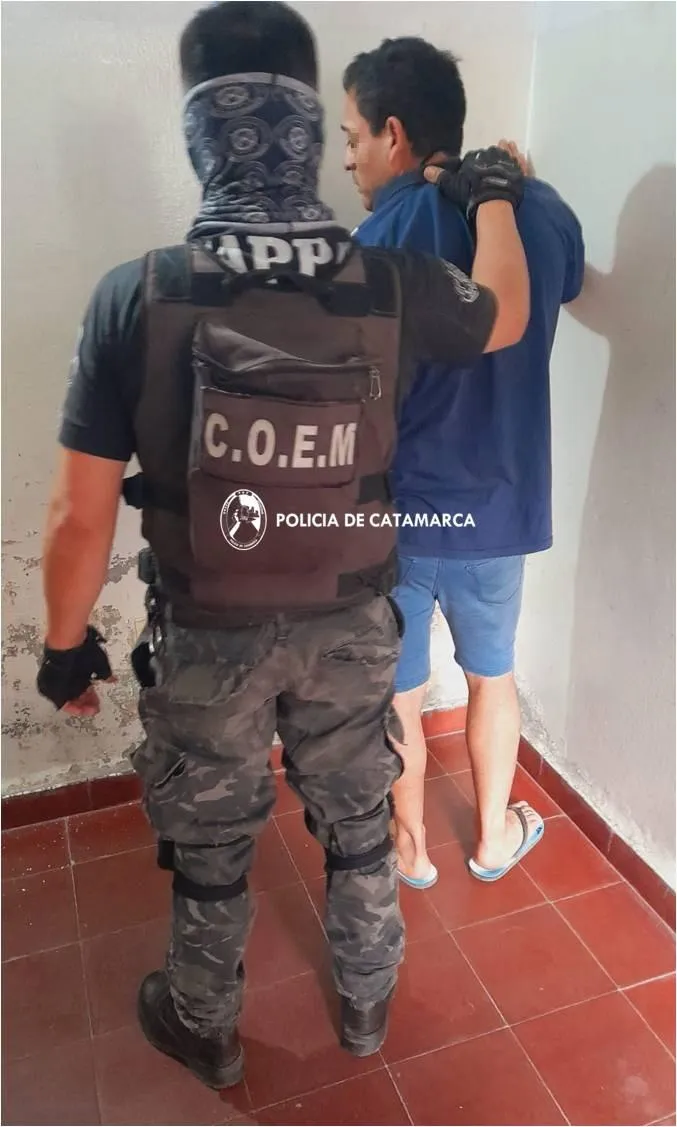 Su pareja la golpeó y quiso hacer lo propio con su hija