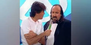 "Su único interés es, fue y será el dinero"