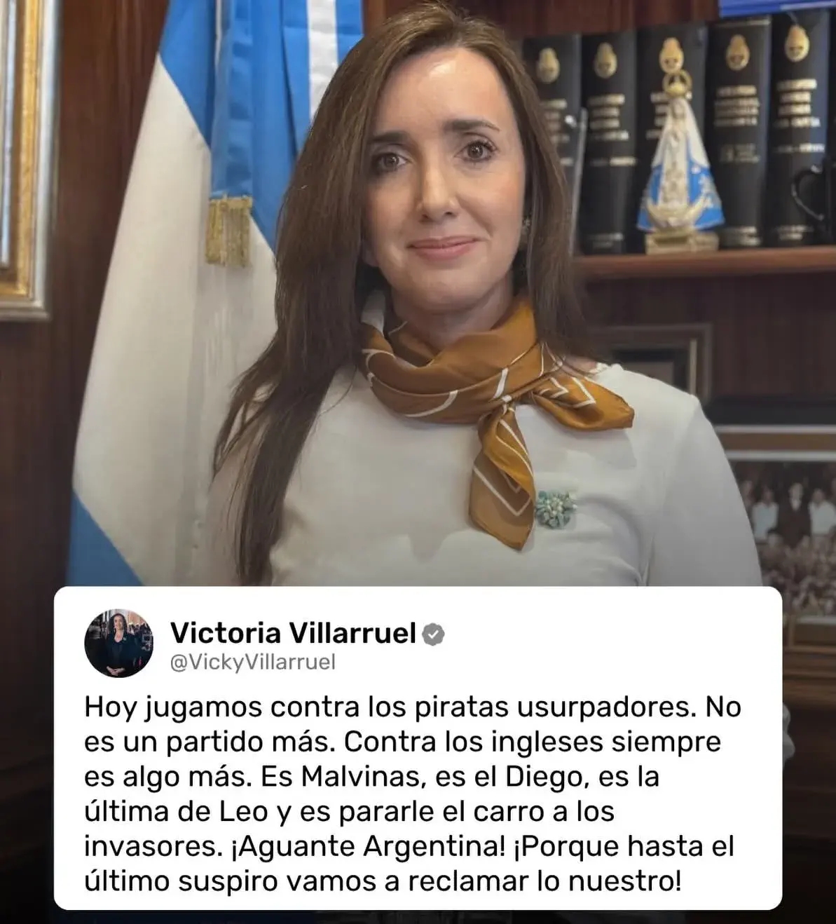Tiene 100 años y es furor en las redes por ser una abuela camionera