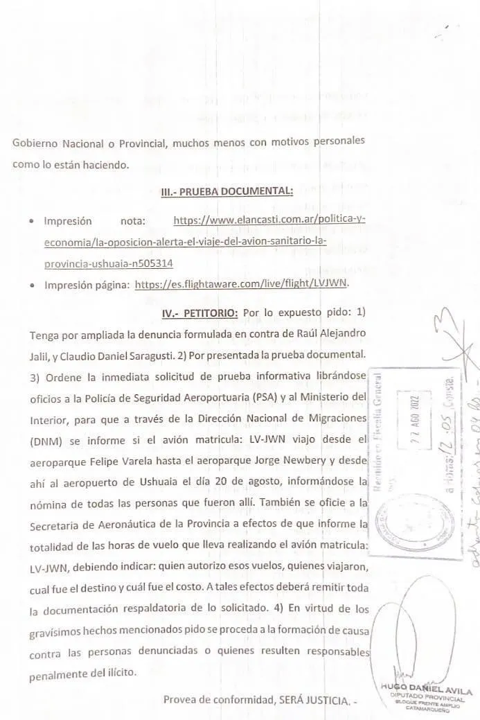 Tiene 17 años, está embarazada de 8 meses, su pareja la golpeó y amenazó con un cuchillo