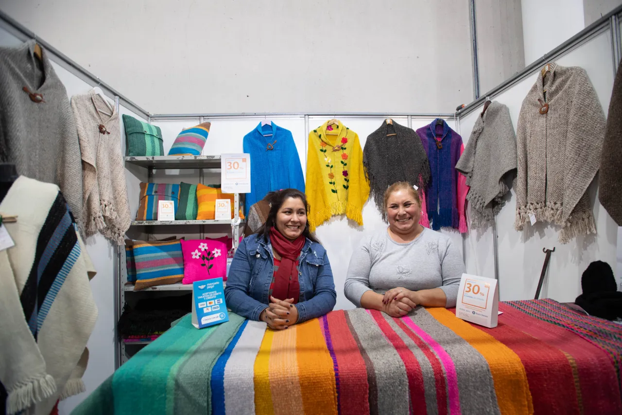 Tienen 10 y 11 años y buscan una familia