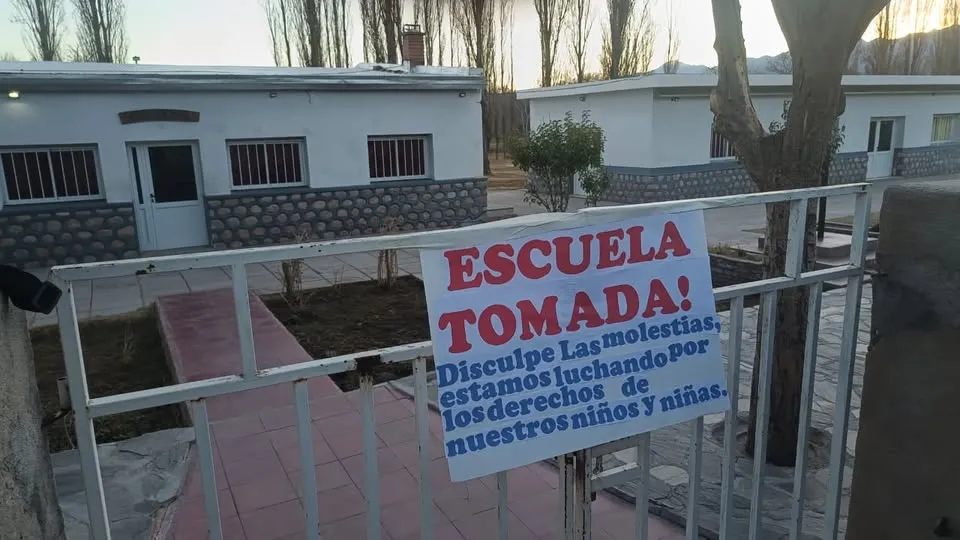 Tinogasta celebró su aniversario 312° con anuncios de obras de viviendas, urbanización, servicios y la Cuesta de Zapata