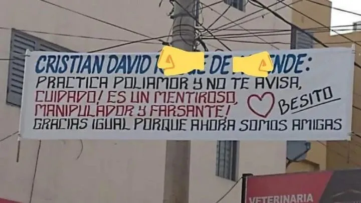 "Todos se contagiaron en el trabajo, y aún no veo que cierre sus puertas para desinfectar el super"