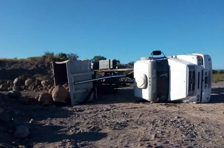 Tragedia en un parque: un niño de 14 años murió tras caer de la atracción más alta del mundo