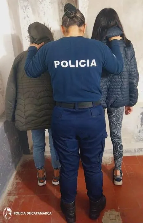 Trágico choque e incendio: Dos personas murieron