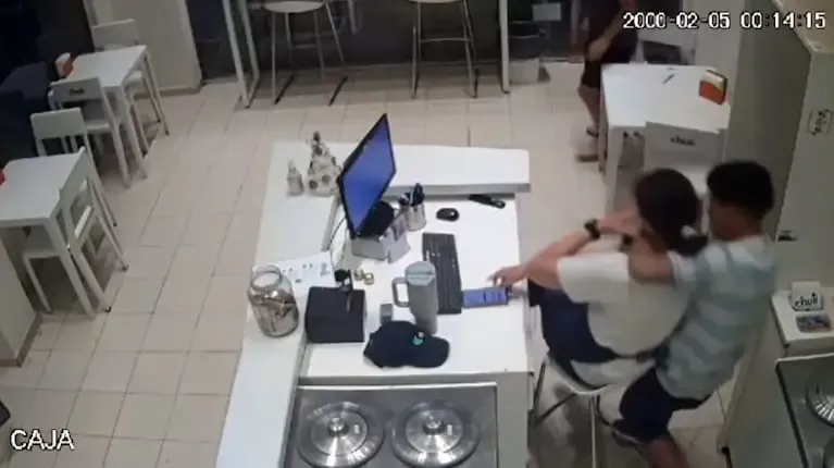 Tras un siniestro vial arrestan a un hombre y secuestran un automóvil