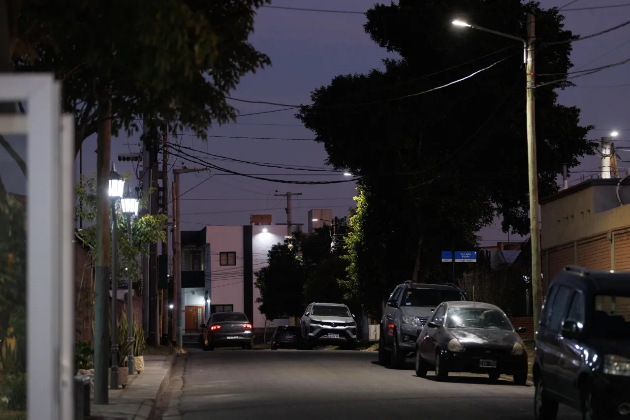Tras una persecución policías aprehendieron a dos sujetos y secuestraron una camioneta por alcoholemia positiva