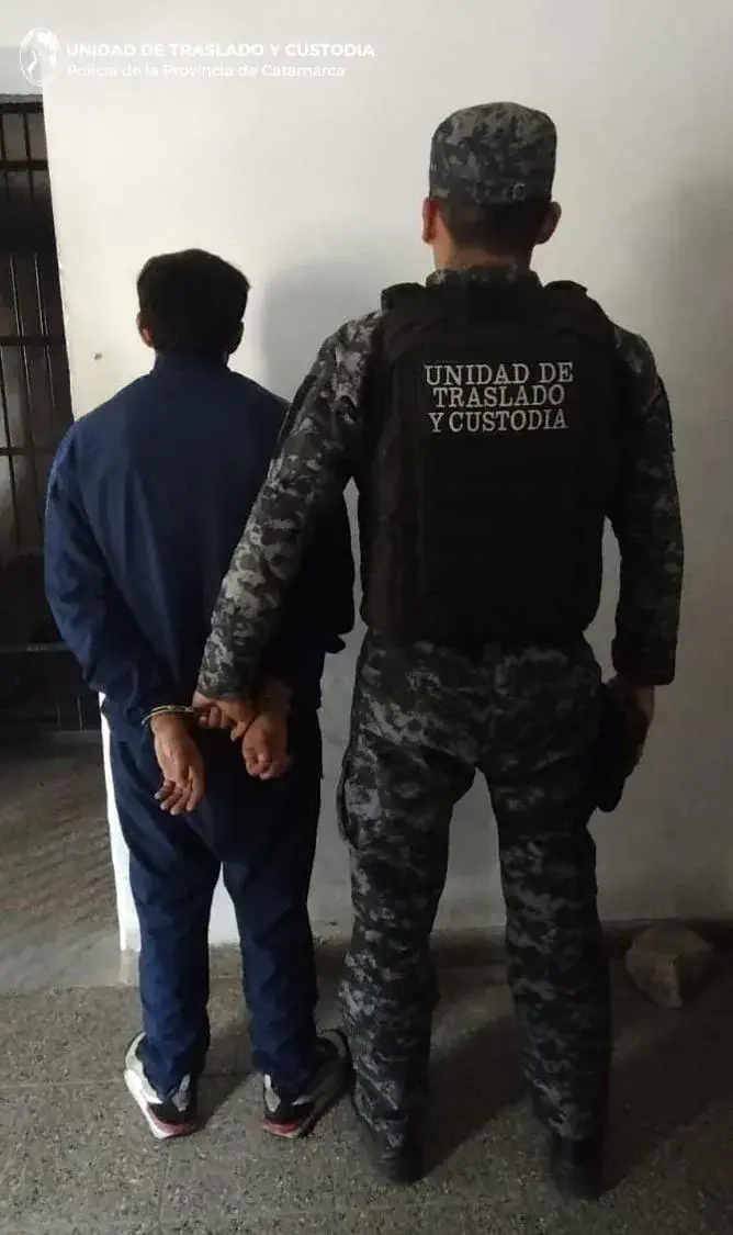 Trasladan a un hombre al Servicio Penitenciario Provincial