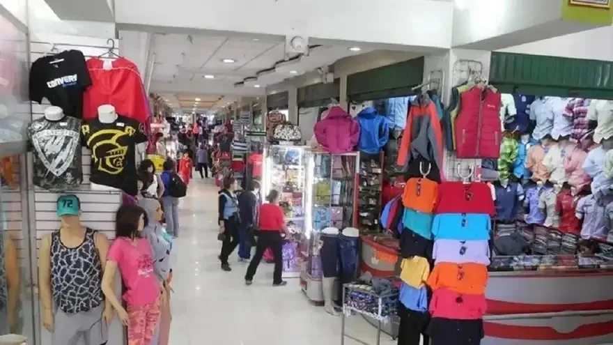 Trasladan hojas de coca, cubiertas y mercadería de diferentes rubros