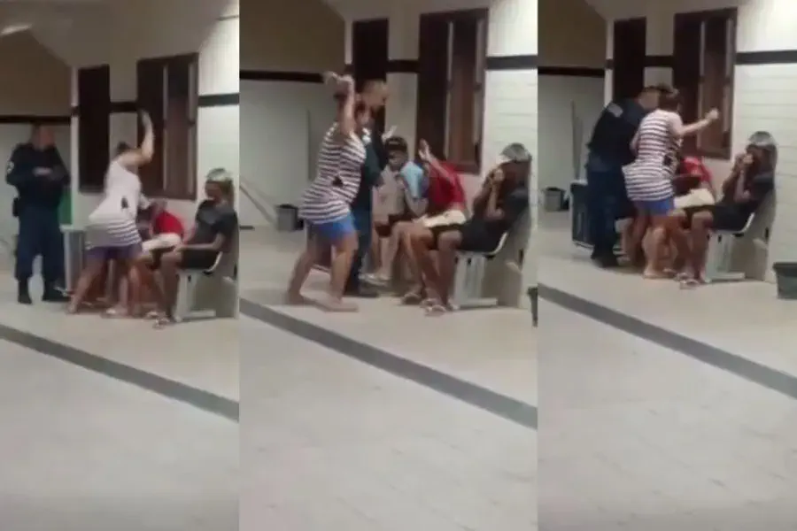 Tremendo: fue a retirar a su hijo de la comisaría y lo agarró a "parchazos" y "ojotazos" al frente de todos