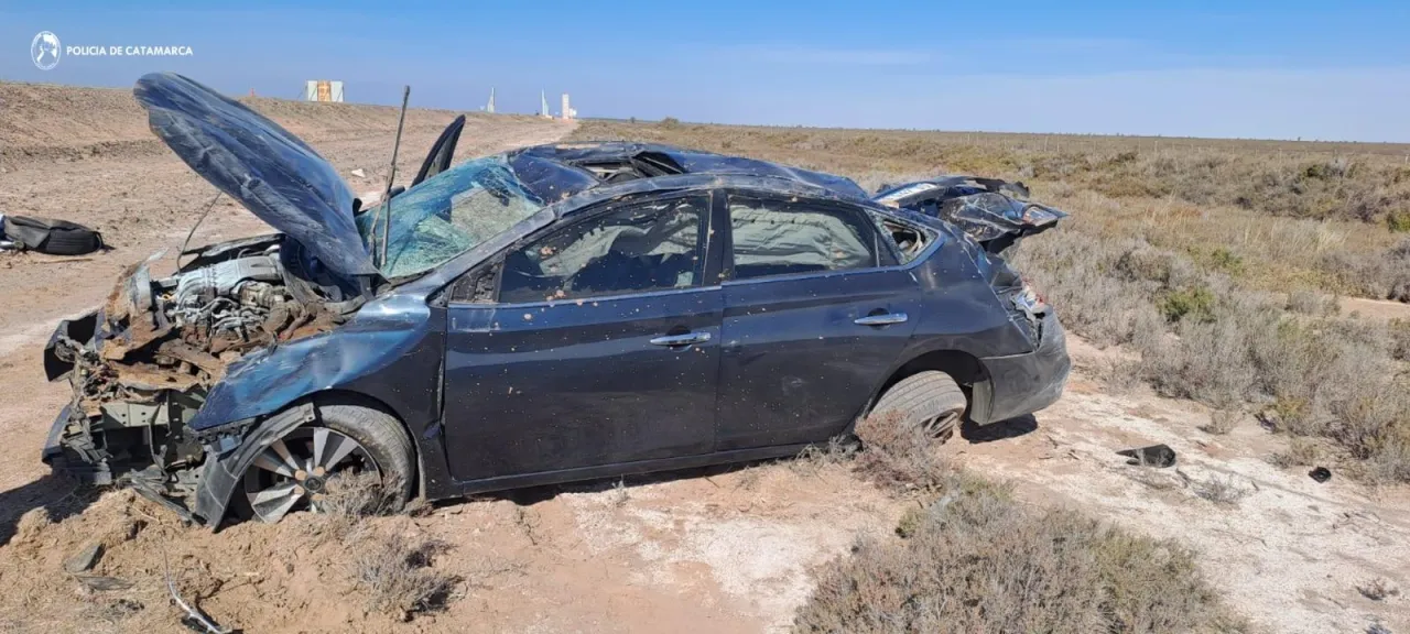 Tres niños cayeron a un pozo ciego en la escuela y uno de ellos murió