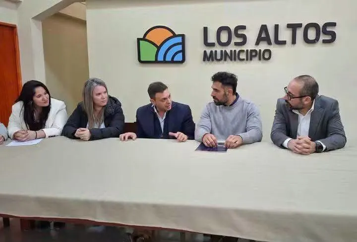 Un convenio acerca el asesoramiento jurídico gratuito a los vecinos de Los Altos