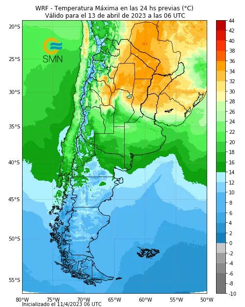 Un hombre atacó a golpes a su pareja en medio de la terminal de colectivos