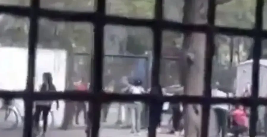 Un hombre de 61 años golpeó y amenazó con un cuchillo a su pareja de 37