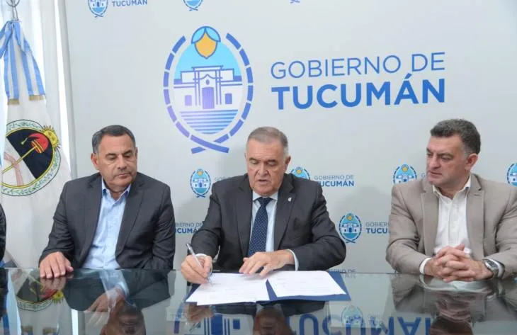 Un hombre entró a un centro de belleza, encerró a la empleada y abusó de ella