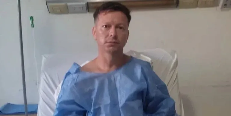 Un hombre fue asesinado a puñaladas y quemaron su cuerpo en un descampado