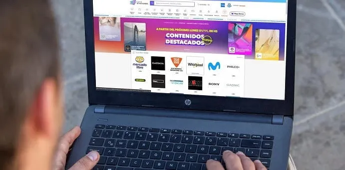 Un hombre recibió un llamado por la tercera dosis y le hackearon el WhatsApp