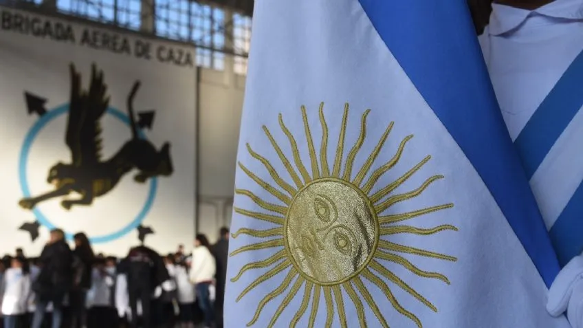 Un hombre trans dio a luz a su bebé y se hartó de que le digan “mamá”: “El embarazo no es más exclusivo