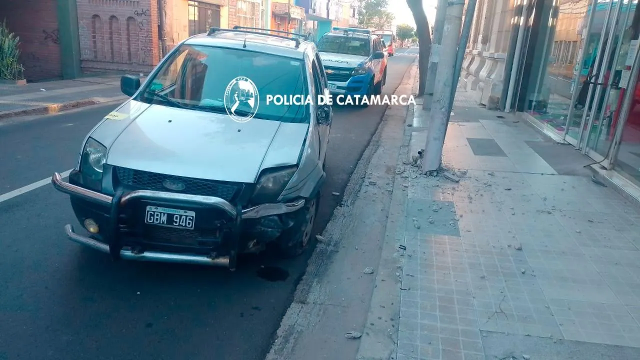 Un incendio dejó daños parciales en una vivienda