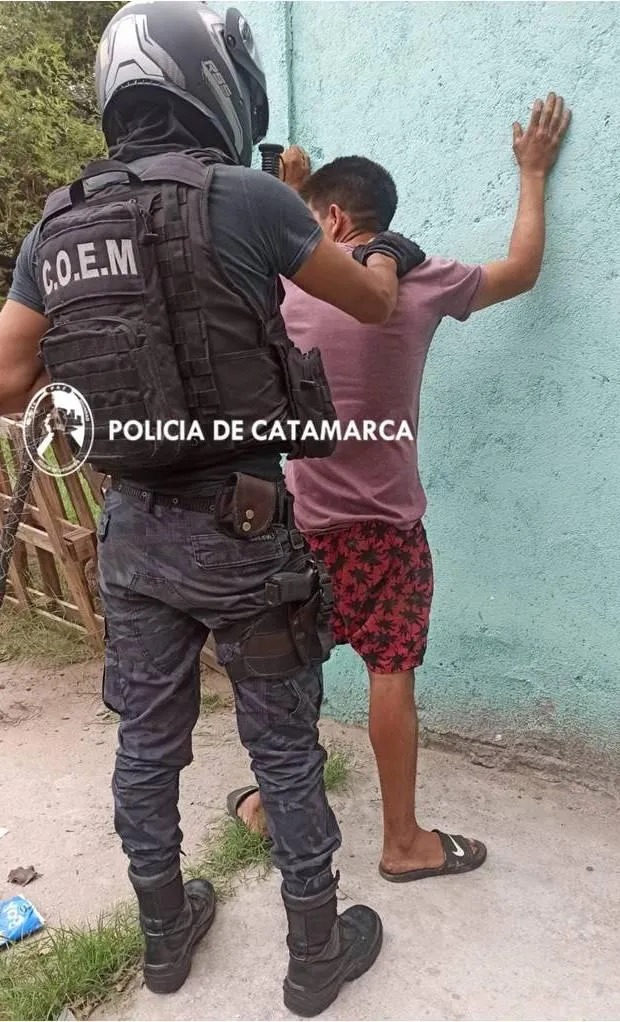 Un masculino fue arrestado Santa Rosa