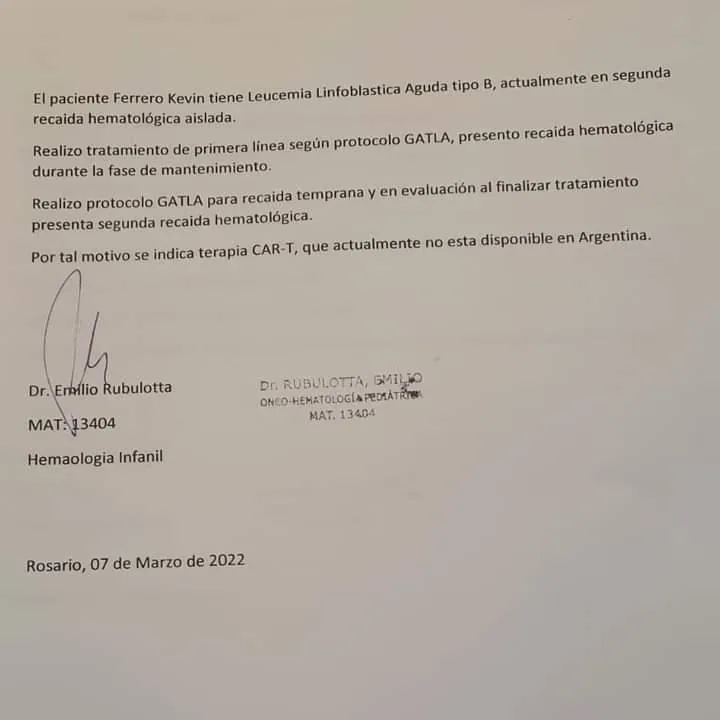 Un pitbull atacó su caniche, intentó defenderlo y murió