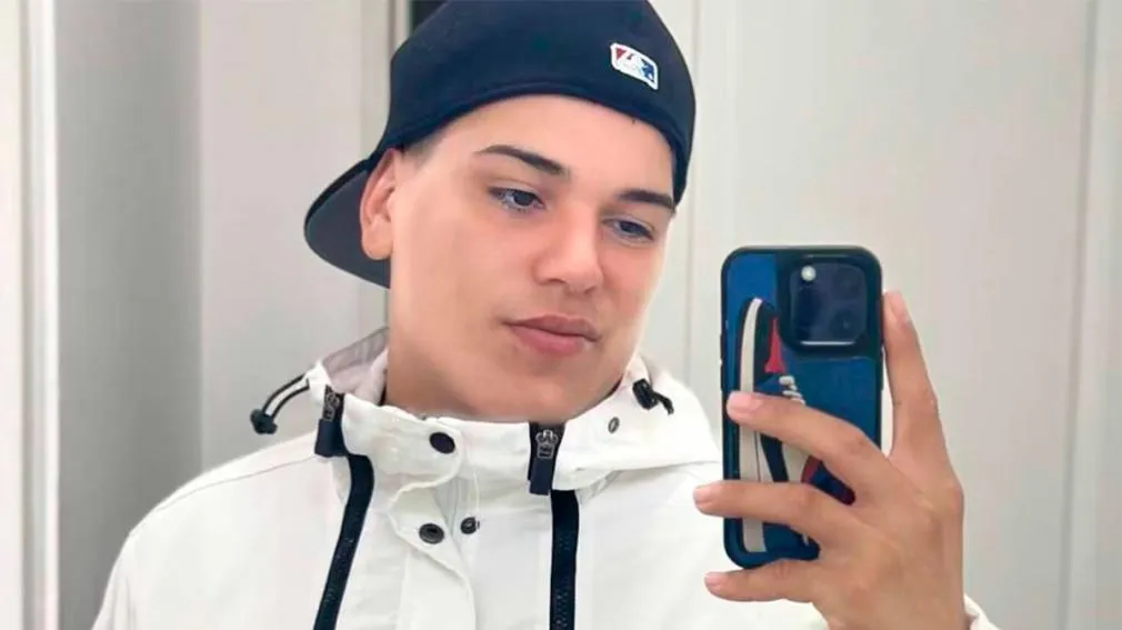 Un streamer compró 14 mil figuritas del Mundial y fue el primer argentino al que le salió la de Lionel Messi