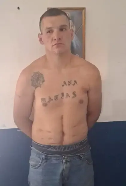 Un sujeto le dio un palazo a un hombre
