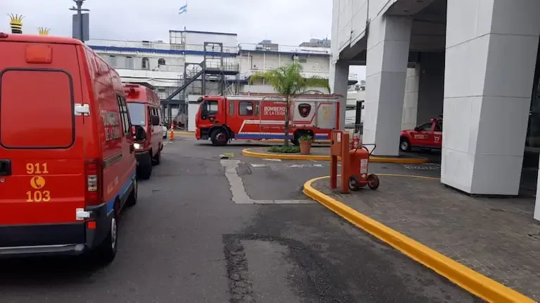 Una adolescente fue demorada y una mujer aprehendida tras negarse a pagar el viaje en remis