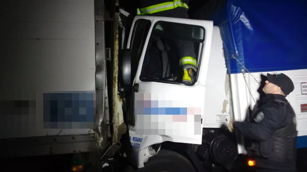 Una asaltante murió baleada en el cuello a bordo del Uber que había robado