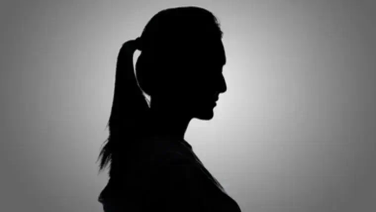 Una famosa actriz confesó su historia de amor secreta con una mujer: "Necesito tocarla"