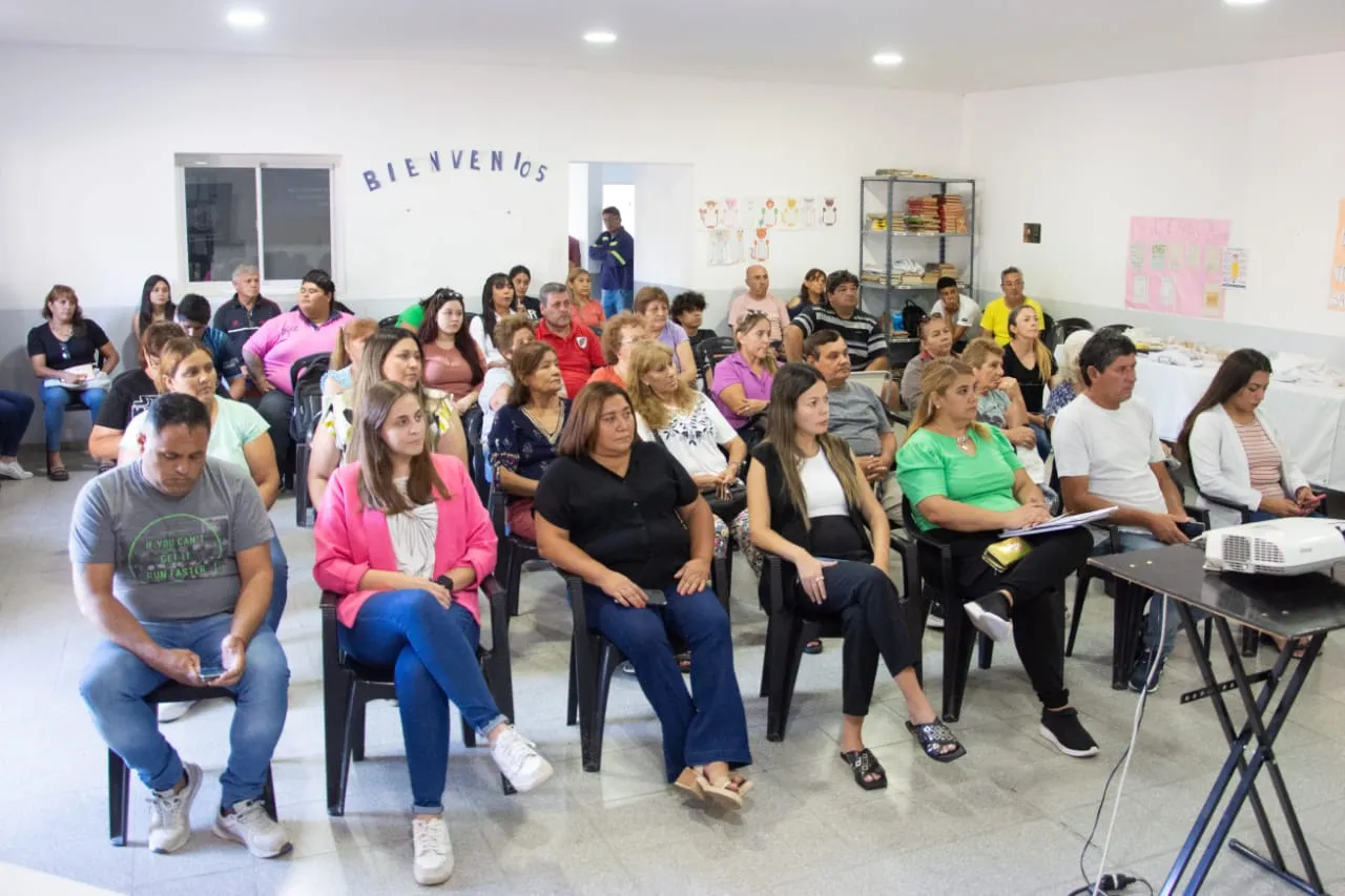 Una joven estuvo a punto de morir quemada por su ex que le reclamaba el dinero de un plazo fijo