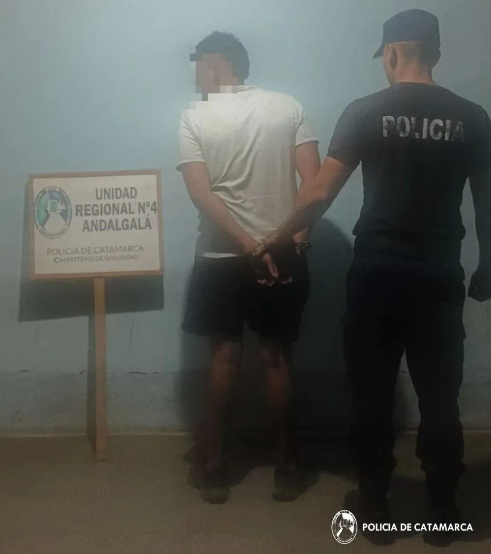 Una joven intentó quitarse la vida: Hicieron un boquete para salvarle la vida