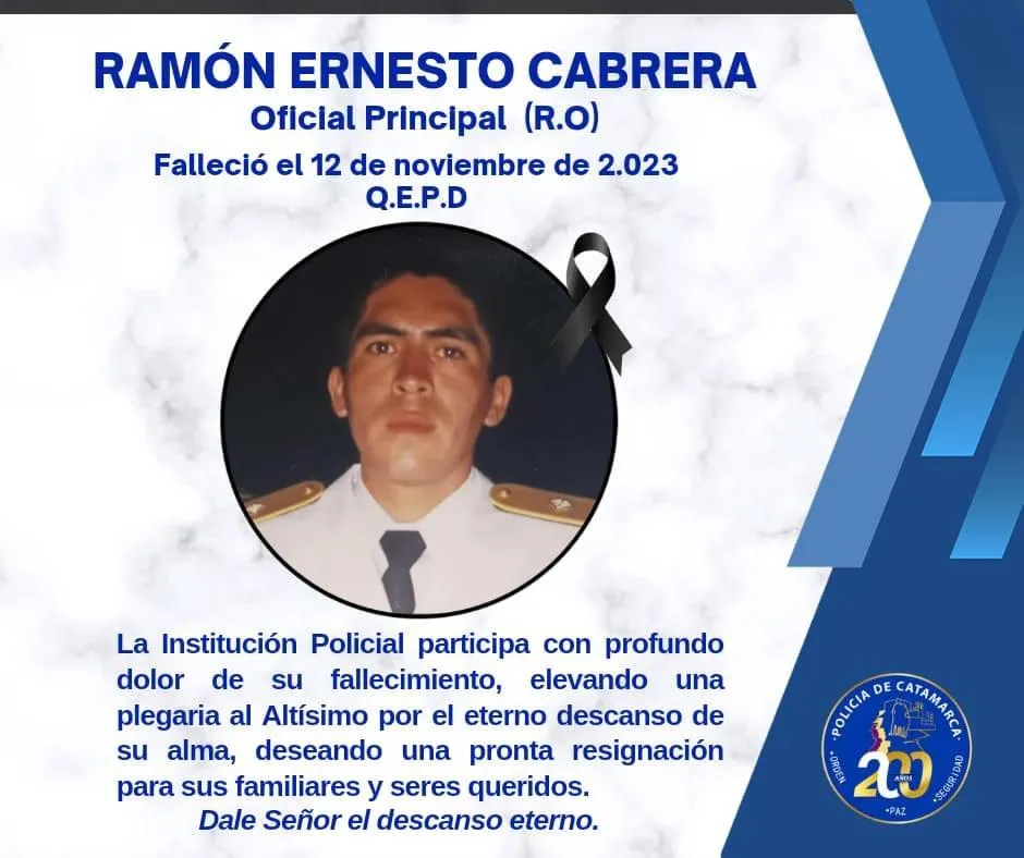 Una moto y un taxi colisionaron